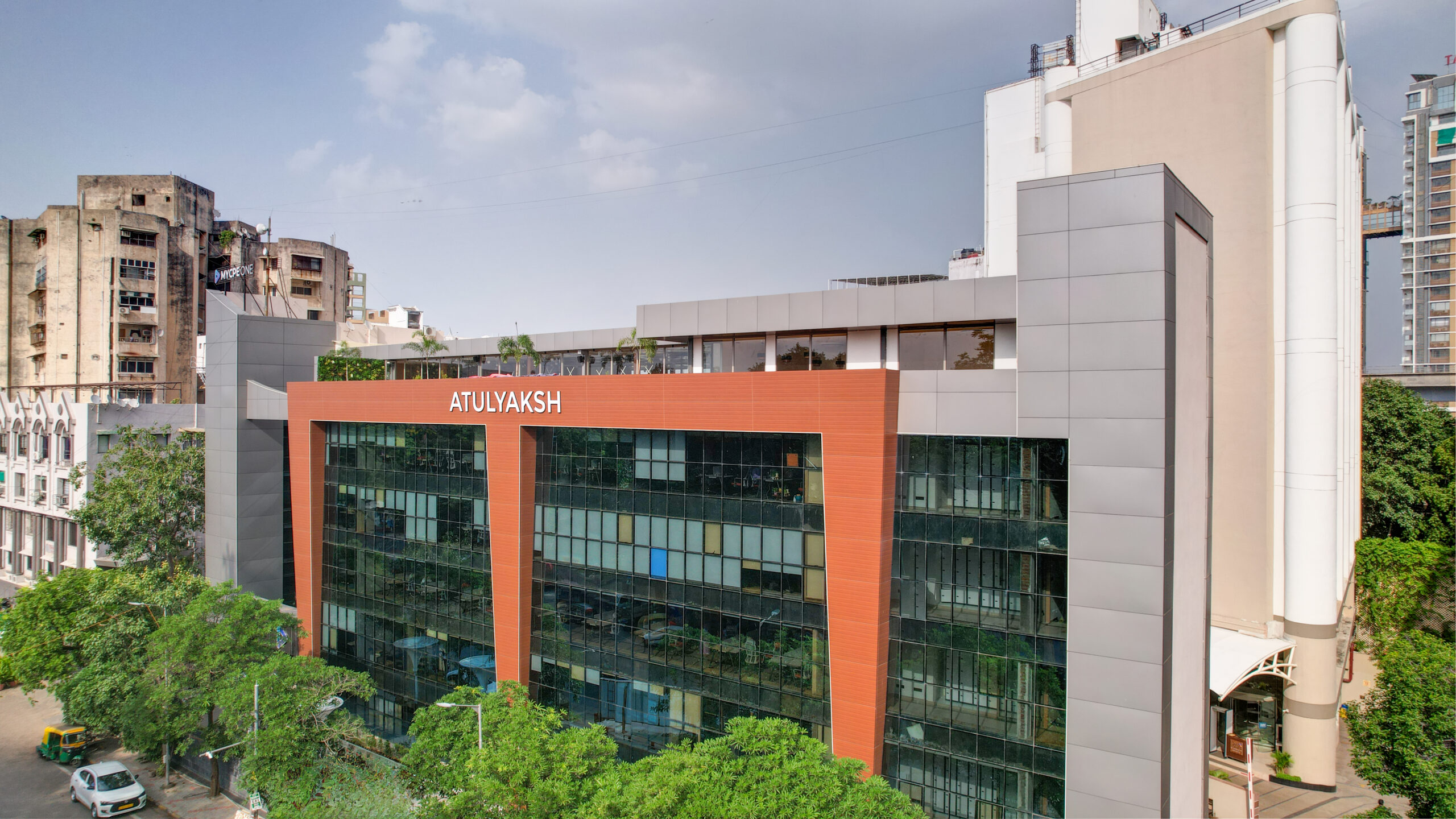 MYCPE ONE, Atulyaksh